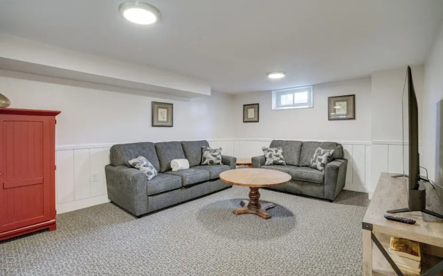 photo 2 of Spacious Minneapolis Home Rental: 8 Mi to Downtown