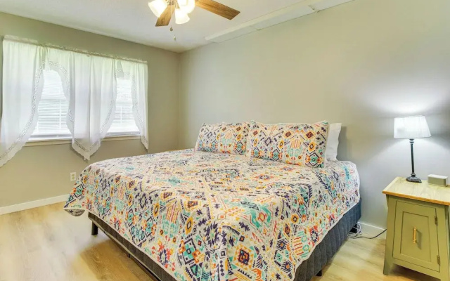 photo 2 of Spacious Mountain Home Retreat Near Norfork Lake!