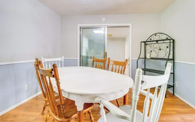 photo 5 of Spacious Mountain Home Retreat Near Norfork Lake!
