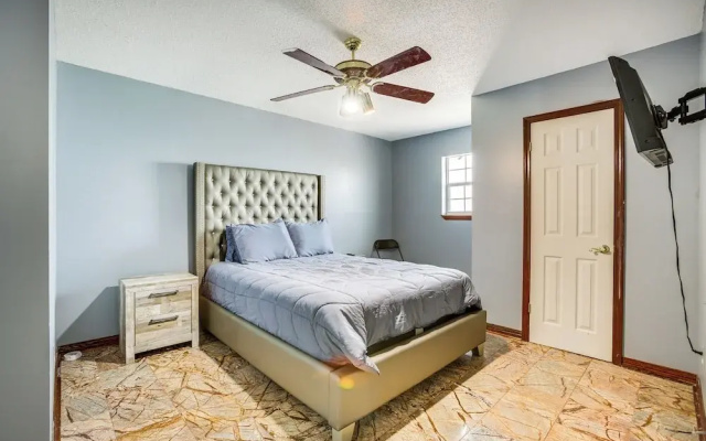 photo 3 of 4 Mi to Bourbon St: Spacious Retreat w/ Wet Bar!