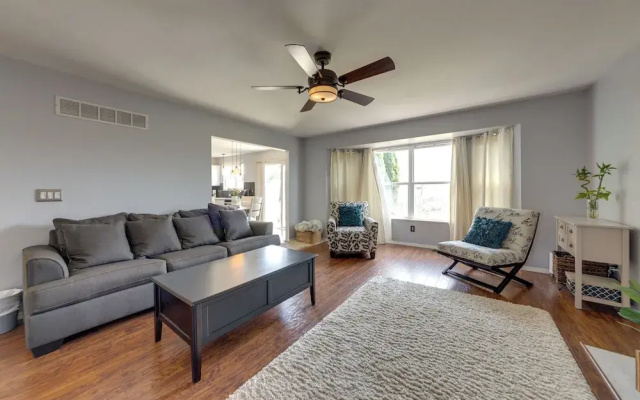 photo 4 of Families Welcome! Spacious O'fallon Home w/ Yard