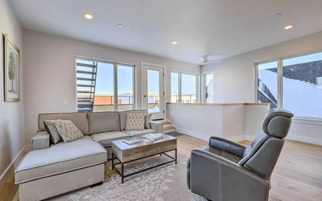 photo 4 of Spacious Portland Home: Walk Downtown!