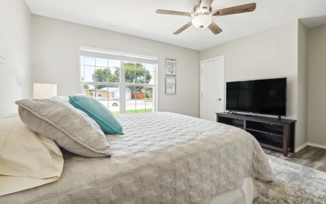 photo 2 of Spacious San Antonio Retreat w/ Private Patio!