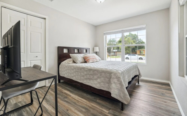 photo 5 of Spacious San Antonio Retreat w/ Private Patio!