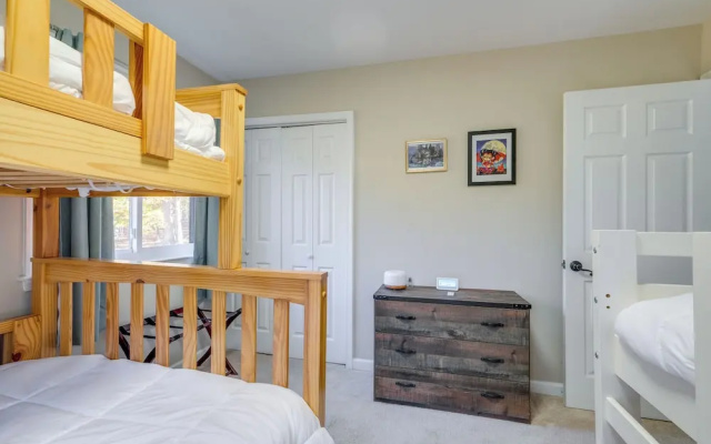 photo 3 of Spacious & Serene Lake Ridge Retreat w/ Game Room!