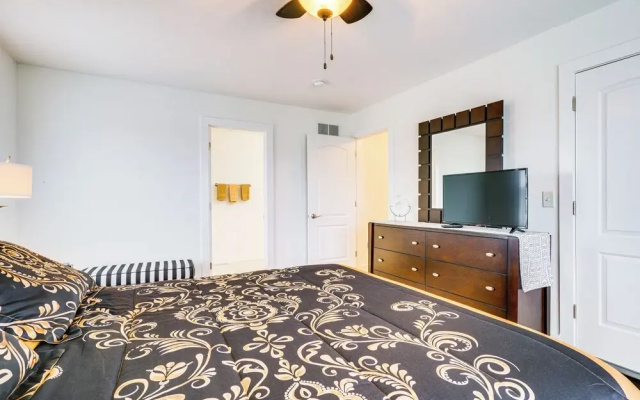 photo 5 of Spacious South Bend Home - Walk to Notre Dame!