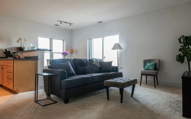 photo 4 of Spacious Townhome w Parking by Frontdesk