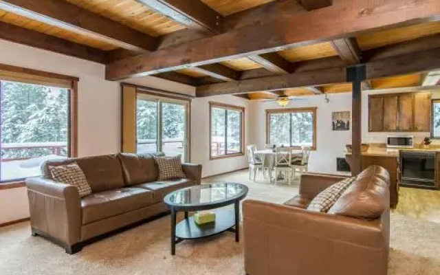 photo 4 of Spacious Truckee Cabin for 12 by RedAwning