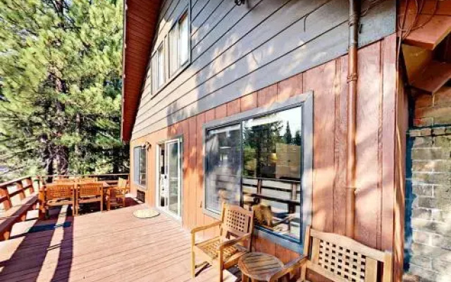 photo 5 of Spacious Truckee Cabin for 12 by RedAwning