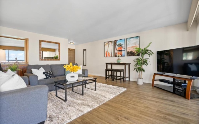 photo 2 of Spacious Waikiki Beach 2BR-Ocean View-Free Parking