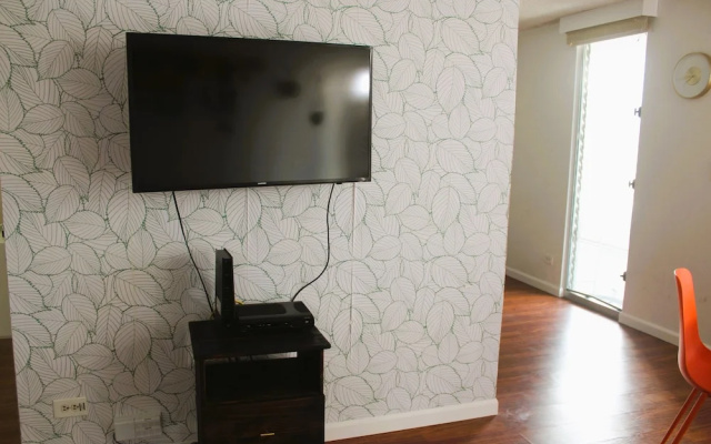 photo 4 of Spacious Waikiki Lanais Apartment 2 Bedroom Condo by RedAwning