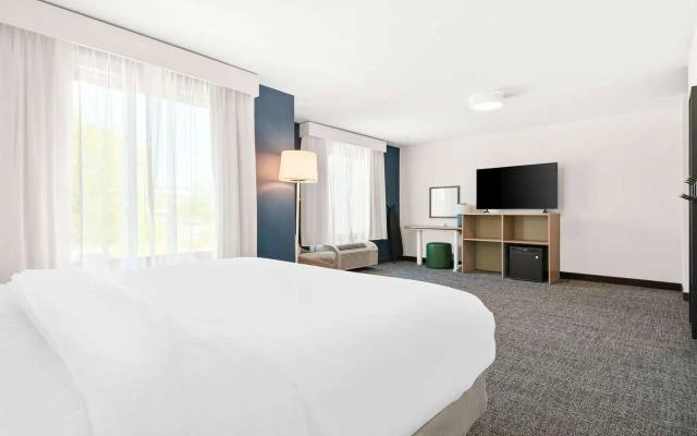 photo 4 of Spark By Hilton Exton