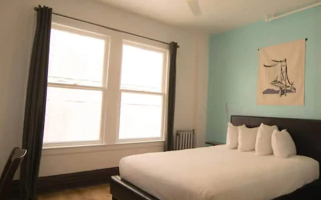 photo 3 of Paramount Student Housing - The Spaulding