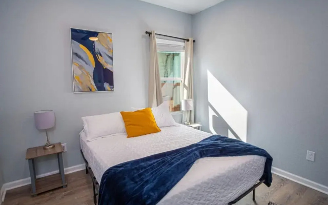 photo 4 of Spectacular Brand New 4BR 2 5BA Near DT Riverwalk