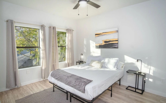photo 3 of Spectacular Cozy 3 BR Plus 2 and a Half BA Apt Near Downtown