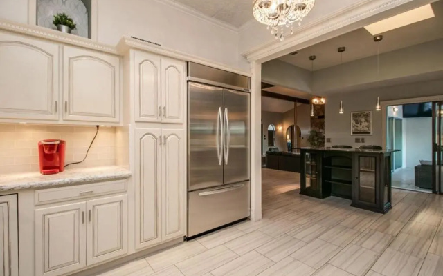 photo 2 of Spectacular Fountain Hills 5 Bdrm W/pool and Views