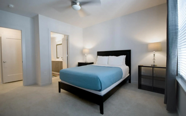 photo 3 of Spectacular Suite 2BR/2BA Apt. (B) - Includes Bi-weekly Cleanings & Linen Change