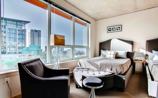 photo 2 of Speechless In Seattle! #1 Location - 2BR - Free Parking! (VR1)