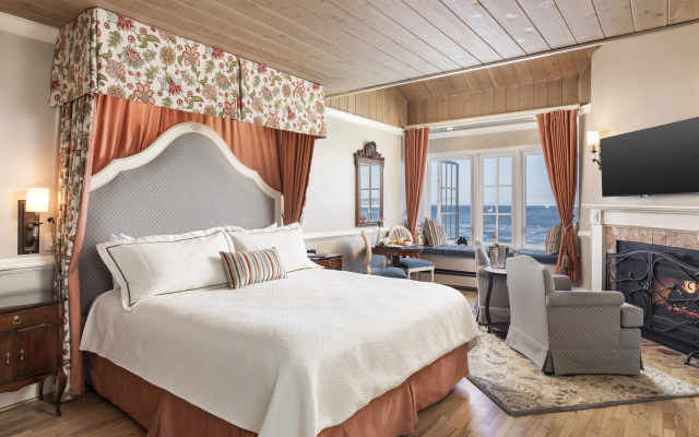 photo 5 of Spindrift Inn