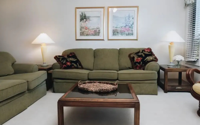 photo 4 of Spinnaker Condo 46742 by RedAwning
