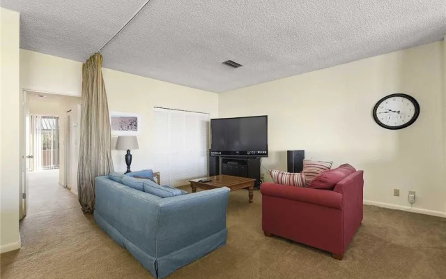 photo 5 of Spinnakers Reach 832 - Three Bedroom Condo