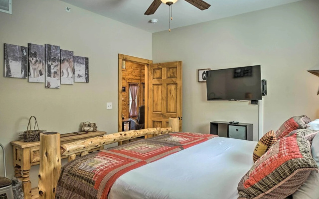 photo 5 of Branson West Cabin w/ Pool Access & Golfing