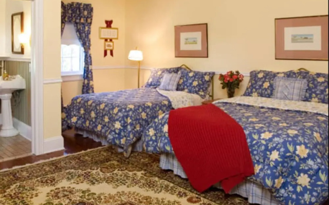 photo 5 of Spring Lake Inn