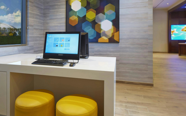 photo 4 of SpringHill Suites by Marriott at Anaheim Resort Area/Convention Center (Women only)