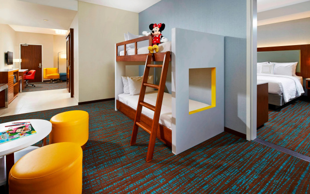 photo 5 of SpringHill Suites by Marriott at Anaheim Resort Area/Convention Center (Women only)