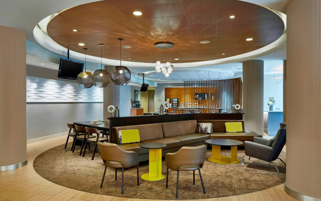 photo 2 of SpringHill Suites by Marriott Atlanta Airport Gateway