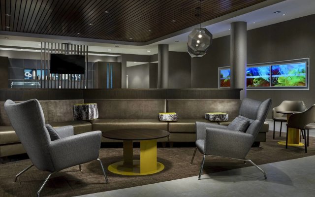 photo 2 of SpringHill Suites by Marriott Belmont Redwood Shores