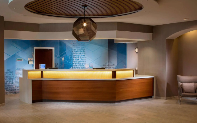 photo 2 of Springhill Suites By Marriott Chicago Lincolnshire