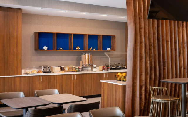 photo 3 of SpringHill Suites by Marriott Detroit Sterling Heights