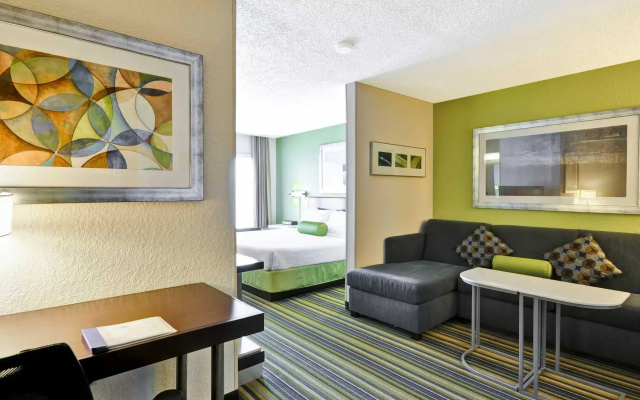photo 4 of SpringHill Suites Houston Hobby Airport