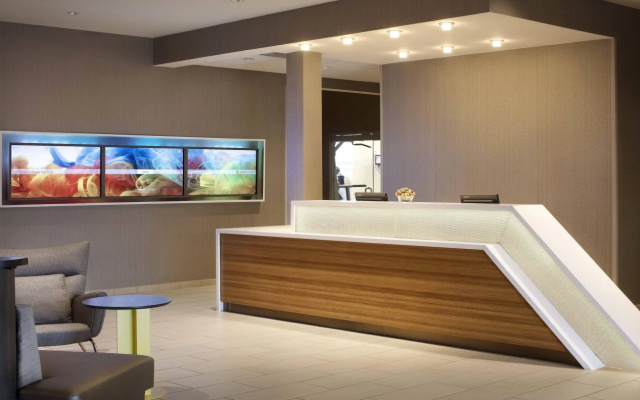 photo 3 of SpringHill Suites by Marriott Indianapolis Downtown