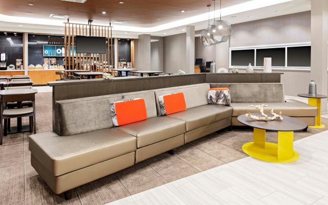 photo 2 of SpringHill Suites by Marriott Kansas City Plaza