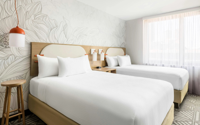 photo 3 of SpringHill Suites by Marriott New York Manhattan/Chelsea