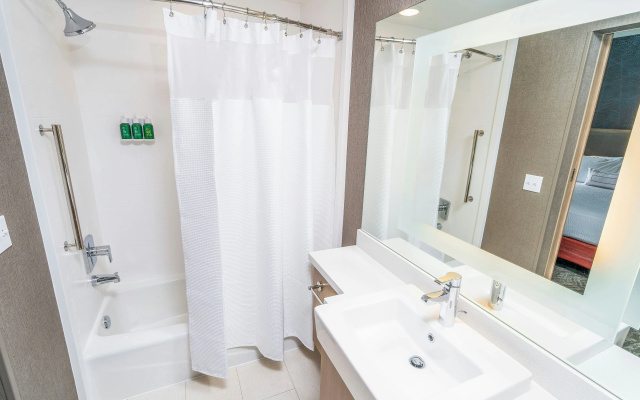 photo 5 of SpringHill Suites by Marriott Ontario Airport/Rancho Cucamonga