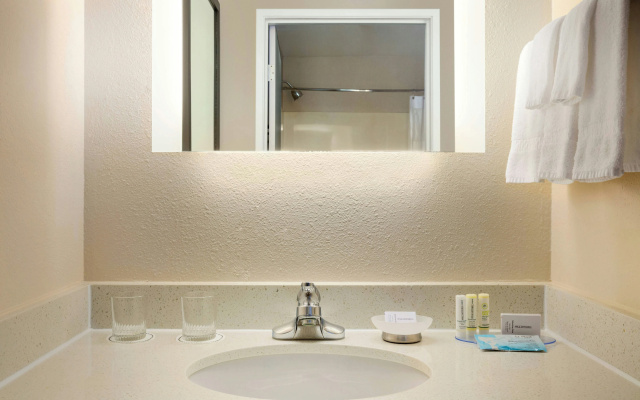 photo 5 of SpringHill Suites Phoenix North