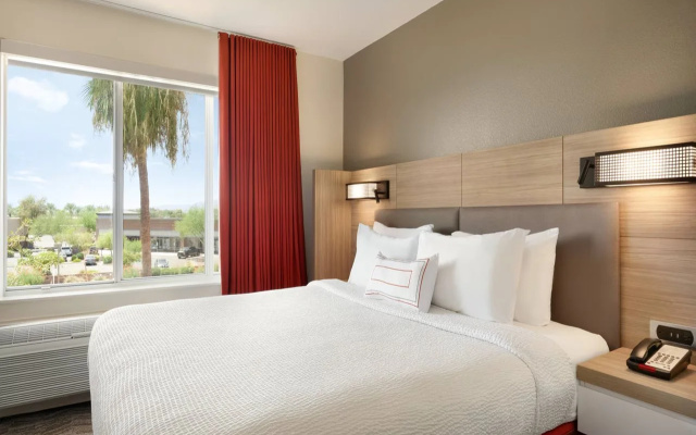 photo 4 of SpringHill Suites by Marriott Phoenix Chandler/Fashion Center