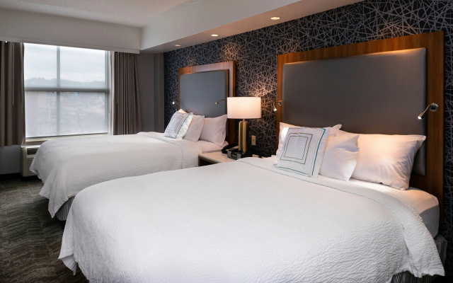photo 4 of Springhill Suites by Marriott Pittsburgh North Shore