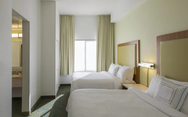 photo 3 of SpringHill Suites Charlotte Airport