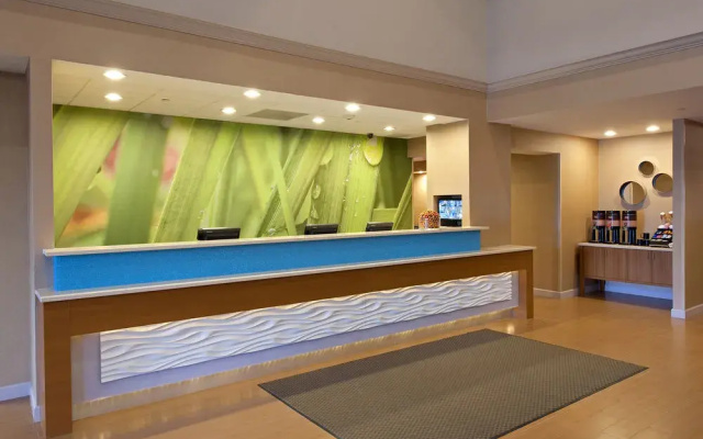photo 2 of Springhill Suites Chicago Naperville