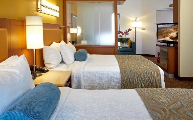 photo 3 of SpringHill Suites Denver at Anschutz Medical Campus