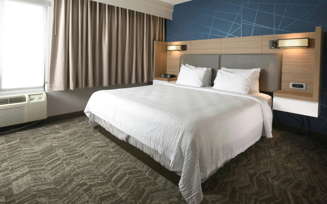 photo 2 of SpringHill Suites Des Moines West