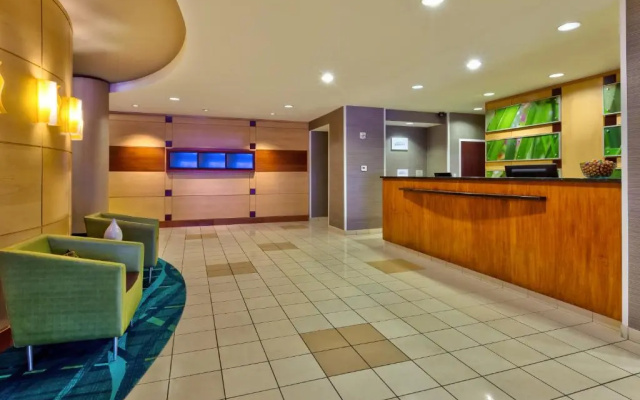 photo 2 of SpringHill Suites Grand Rapids Airport Southeast