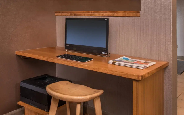 photo 3 of SpringHill Suites Herndon Reston