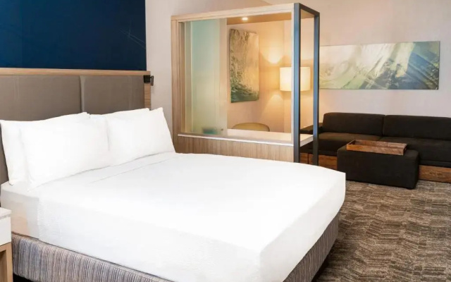 photo 4 of SpringHill Suites by Marriott Irvine Lake Forest