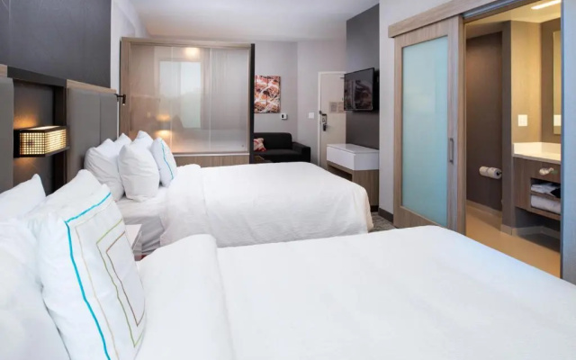 photo 3 of Springhill Suites Kansas City Northeast