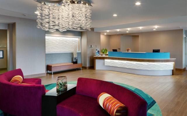 photo 2 of SpringHill Suites by Marriott Lansing